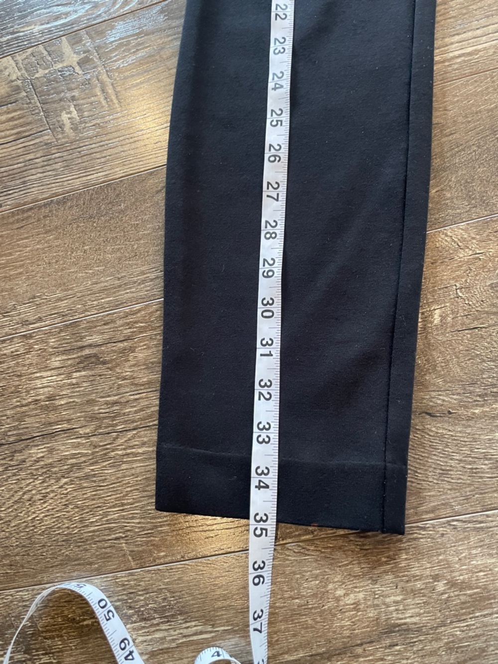 Boden Black Ankle-Length Tapered Pants Size 4 - Picture 5 of 8